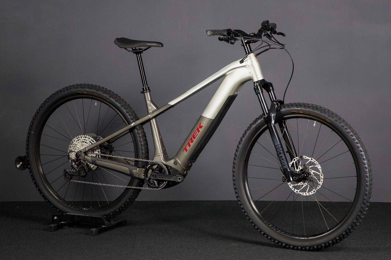 Sale - Trek Powerfly+ 6 Gen 5 2026 - Lunar Silver/Mercury