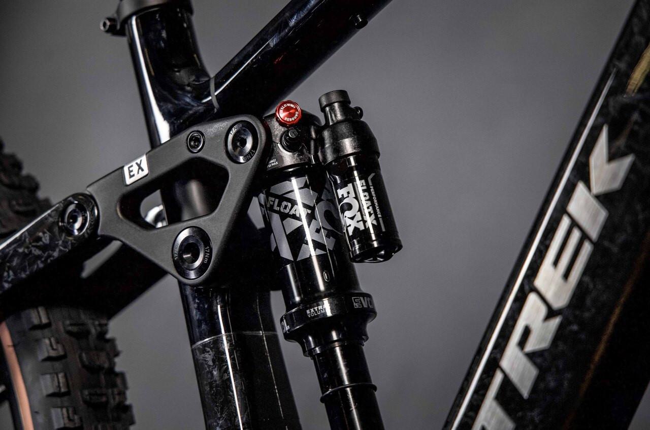 - Trek Fuel+ EX 9.7 Gen 2 2026 - Smoke / Lithium Grey