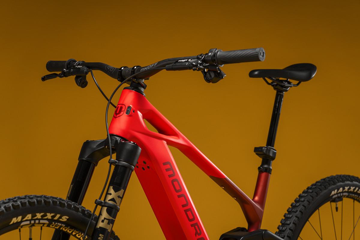 | Mondraker Crafty Carbon XR 2026 - Flame Red