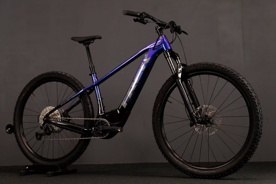 Sale - Trek Marlin+ 8 2026 - Purple Flip/Black Fade